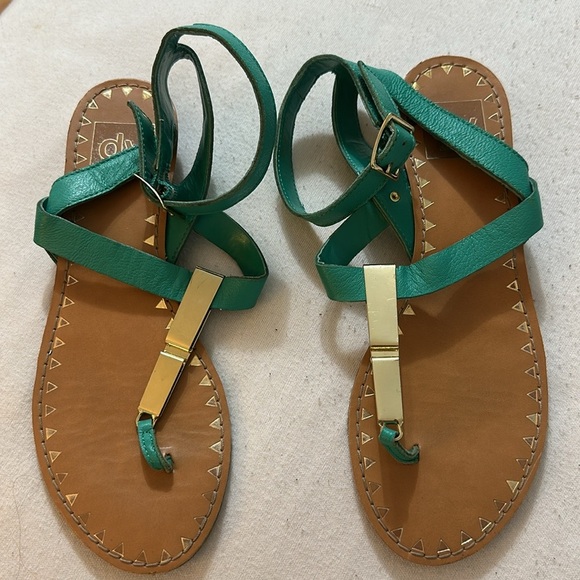 Dolce Vita Vasni Jade Metal Plated Thong Sandals Size-6 - Picture 2 of 7